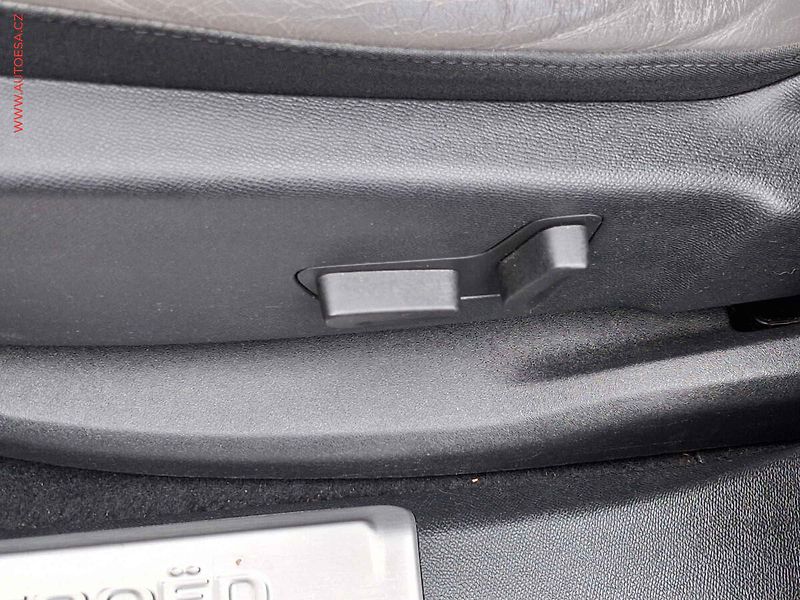 Citroën C5 Aircross (2019) 1.5 HDi, Shine, AT, LED - fotka 12 z 23