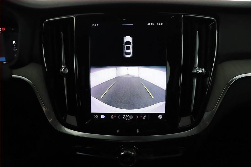 Volvo S60 (2023) B4 - fotka 17 z 20
