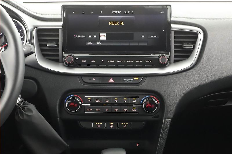 Kia Ceed (2025) Top 1.5 T-GDI - fotka 11 z 20