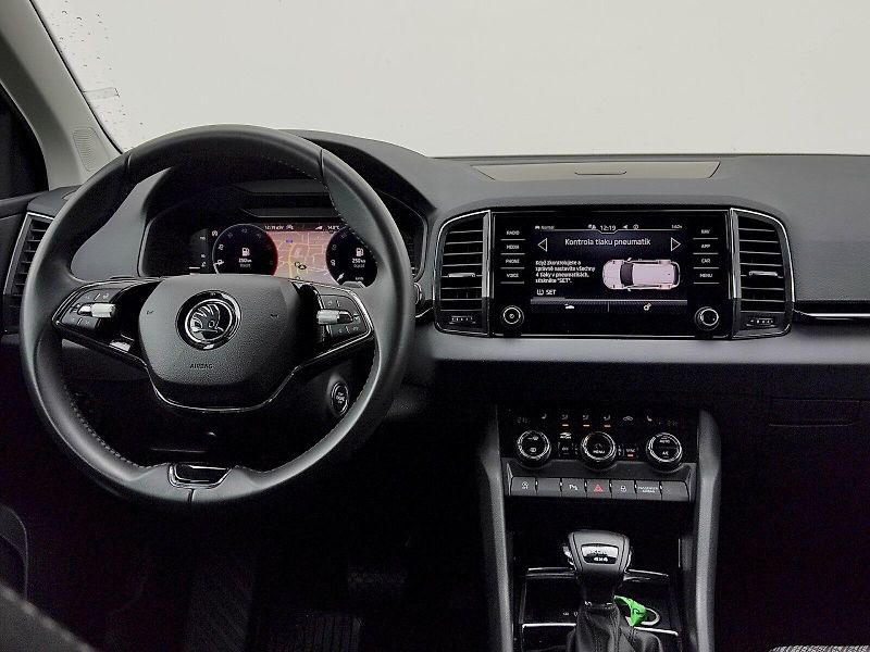 Škoda Karoq (2023) Style Plus 2,0 Tdi 110 Kw 4x4 - fotka 6 z 36