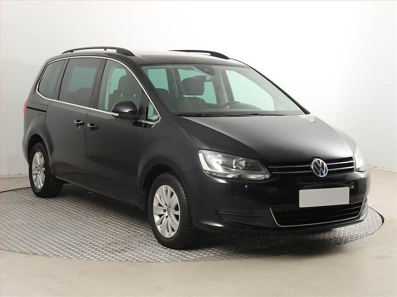 Volkswagen Sharan (2018) 2.0 TDI BMT, Automat, Navi - fotografie inzerátu