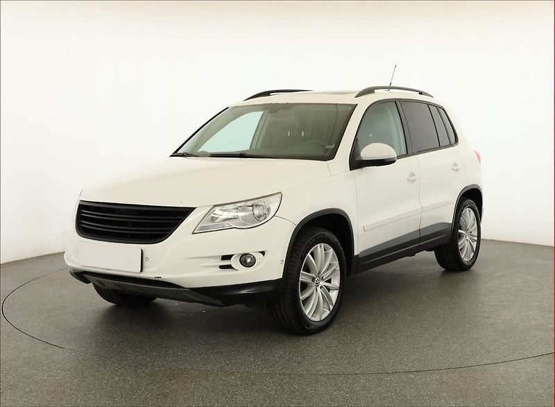 Volkswagen Tiguan (2010) Track&Field 2.0 TDI, 4X4 - fotka 2 z 18
