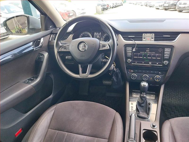 Škoda Octavia (2016) 2.0 TDI, 4X4, Automat - fotka 7 z 19