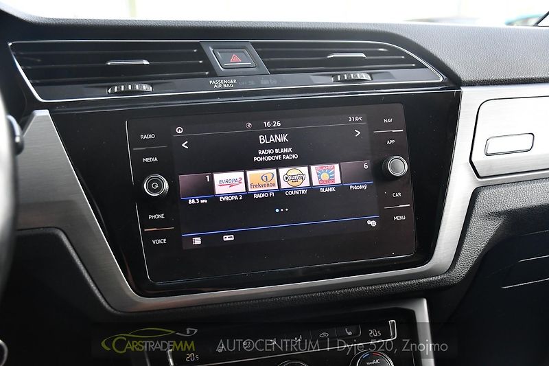 Volkswagen Touran 1.6TDi DSG  - fotka 32 z 48