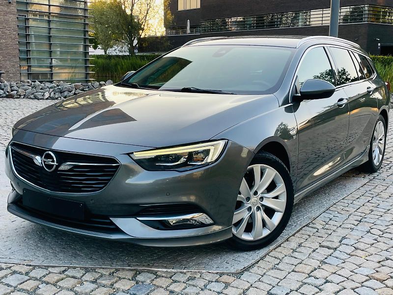 Opel Insignia 2.0CDTi MAN SERVISKA TAŽNÉ LED - fotka 1 z 55