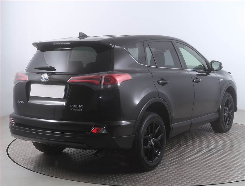 Toyota RAV4 (2018) Active 2.5 Hybrid, Automat - fotka 5 z 17