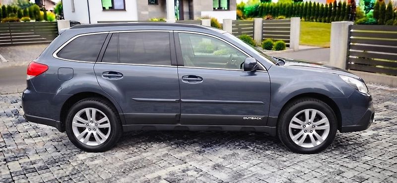 Subaru Outback 2.5 4x4 automat - fotka 45 z 64