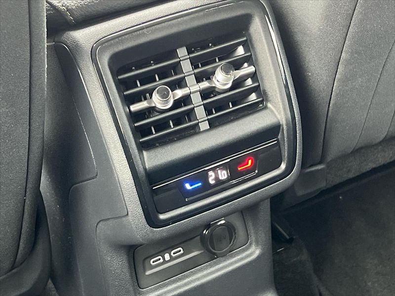 Škoda Kodiaq 2,0 TDi 110 kW 7DSG SELECTION - fotka 21 z 28