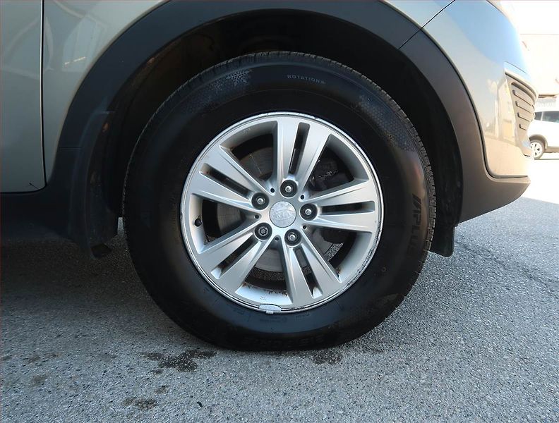 Kia Sportage (2011) 1.7 CRDi, Tempomat - fotka 14 z 17