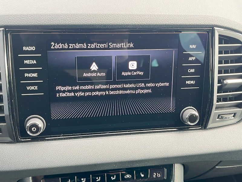 Škoda Karoq (2024) Sportline 1,5TSI 110kW DSG 7st - fotka 20 z 33