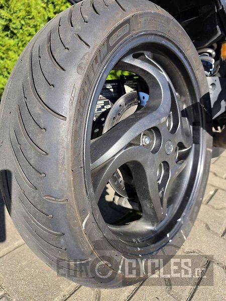 Honda CB 1000 R (2009) ABS - fotka 8 z 18
