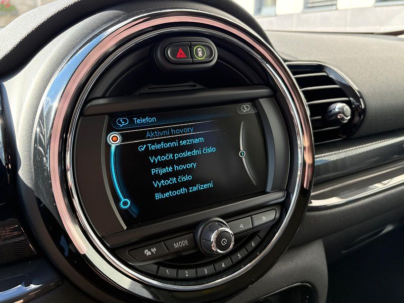 Mini Clubman Cooper 1.5i 100 kW Moonwalk,ČR - fotka 32 z 51