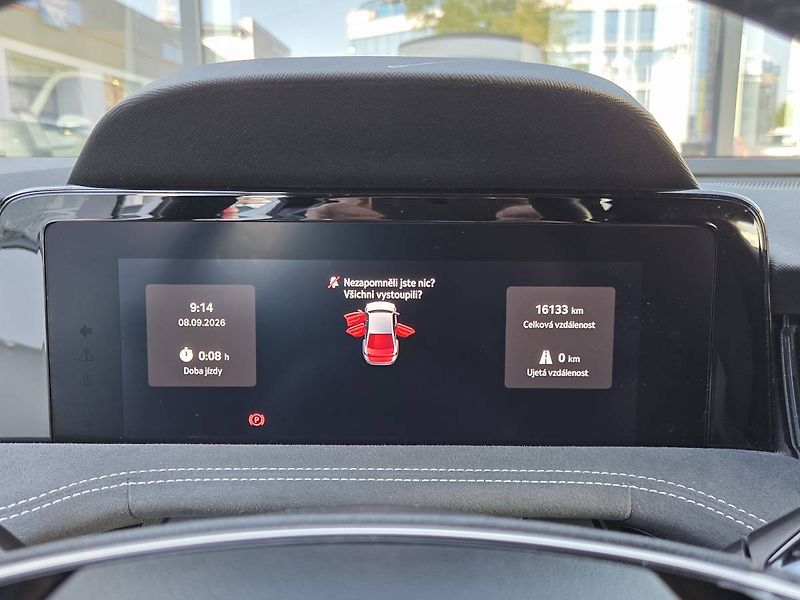 Škoda Superb (2026) 2.0 TDI Sportline - fotka 21 z 49