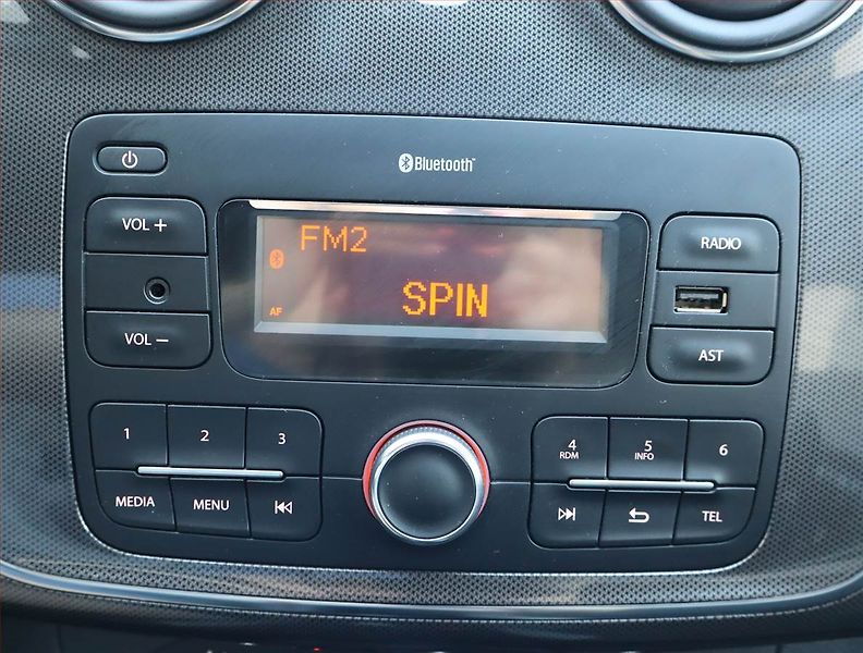 Dacia Sandero (2019) 0.9 TCe, Tempomat - fotka 12 z 18