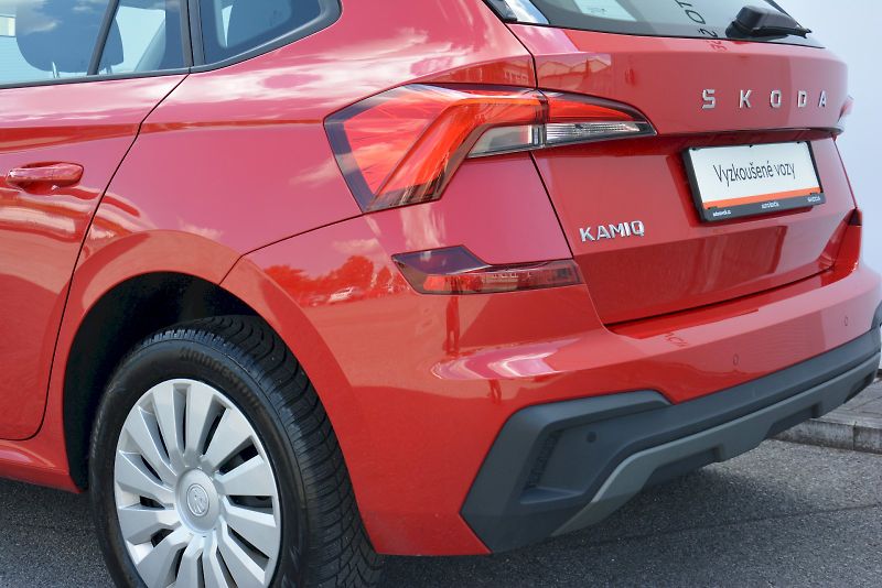 Škoda Kamiq (2024) 1.0 TSI 85 kW Selection - fotka 16 z 23