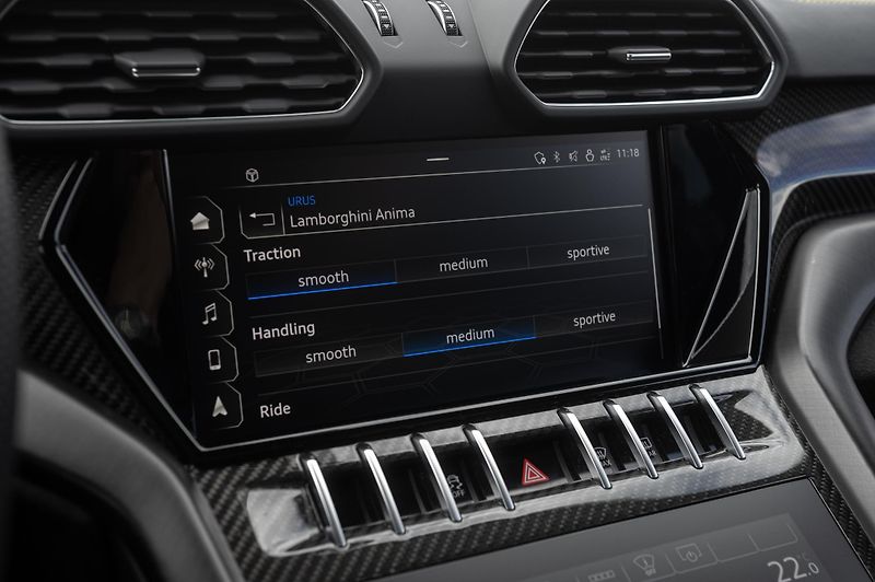 Lamborghini Urus (2022) Carbon 478kW PPF Záruka  - fotka 20 z 35