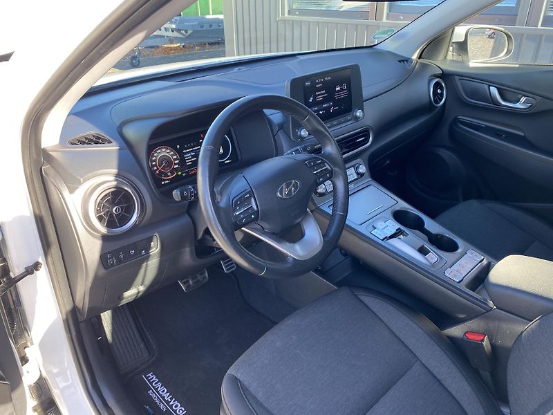 Hyundai Kona EV 100KW - 1xMAJ - DPH - TOP - fotka 20 z 50