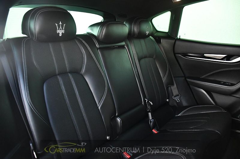 Maserati Levante 3.0D ČR Q4 H/K ACC VZDUCH - fotka 19 z 56
