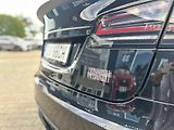 Tesla Model S.