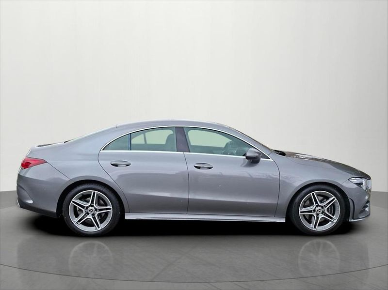 Mercedes-Benz CLA 200 AMG 120 KW DPH ČR - fotka 8 z 21