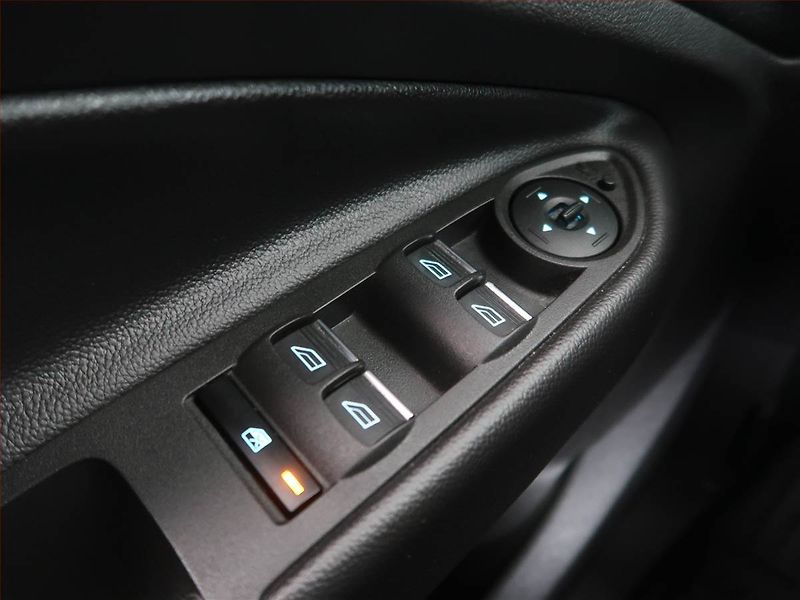 Ford Kuga (2018) ST-Line 1.5 EcoBoost, 4X4 - fotka 20 z 21