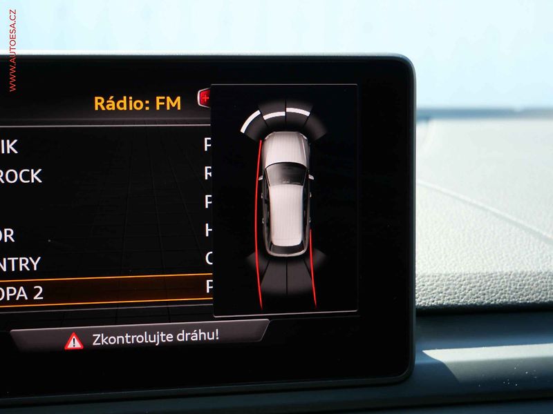 Audi A4 (2018) 3.0 TDi, servis.kniha, AT - fotka 22 z 24