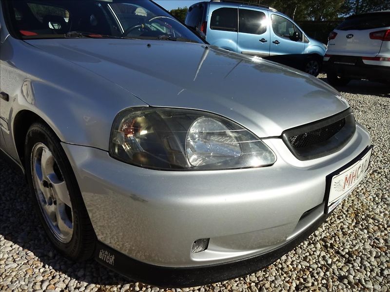 Honda Civic 1,6VTI 118kW - fotka 11 z 51