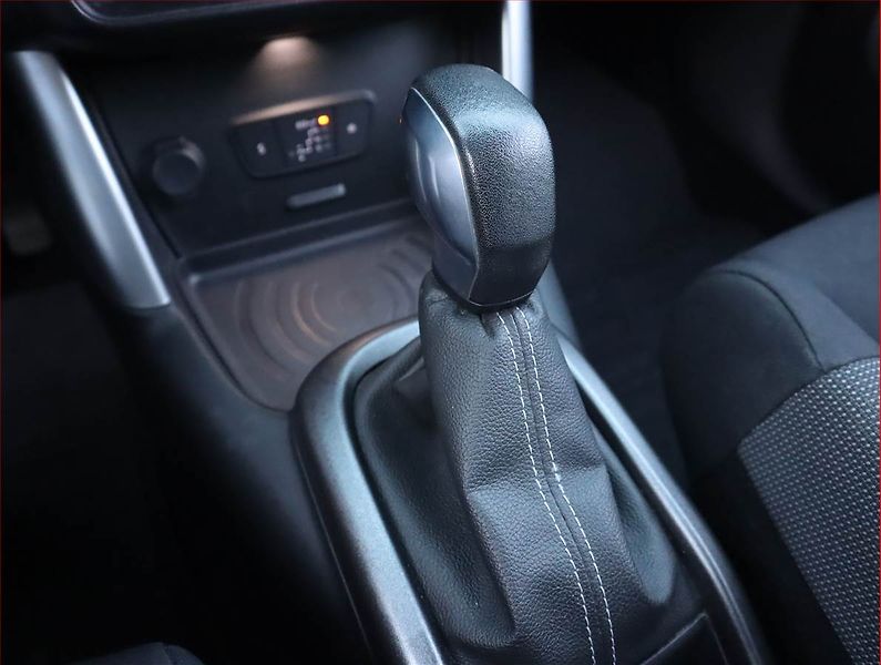Citroën C3 Aircross (2019) 1.2 PureTech, Automat - fotka 13 z 22