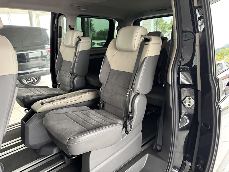 Volkswagen Multivan 2,0TDI DSG L2*STYLE*El.Dveře - fotka 16 z 50