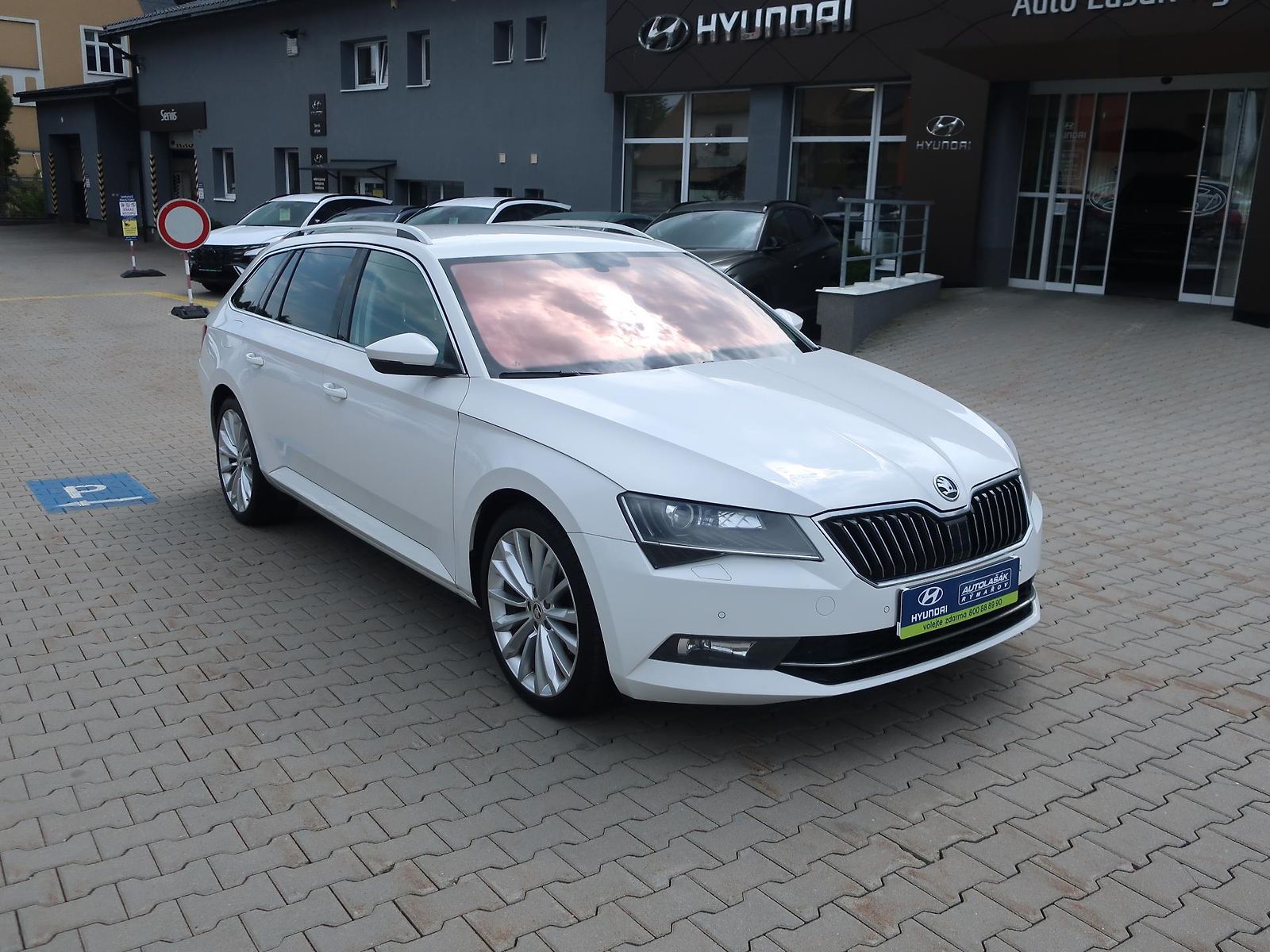 Škoda Superb  2.0TDi-140kW DSG STYLE-PLUS
