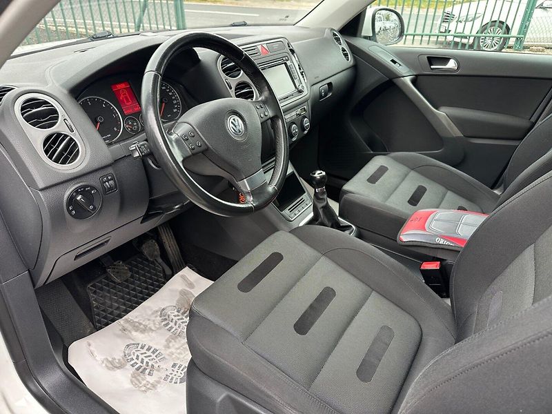 Volkswagen Tiguan (2009) 2.0Tdi 125kw 4x4 - fotka 9 z 30