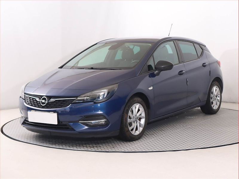 Opel Astra (2021) 1.2 Turbo, Serv.kniha - fotka 2 z 17