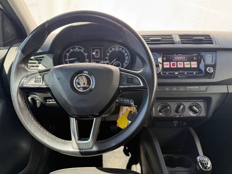 Škoda Fabia (2019) 1.0 TSI 70 kW Ambition - fotka 5 z 20