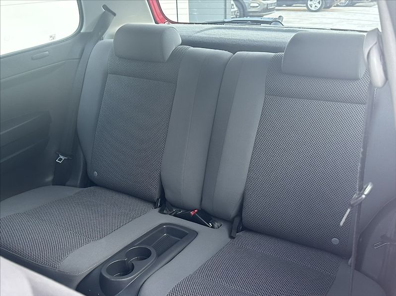 Volkswagen Fox 1,2 HTP 54PS  Refresh - fotka 13 z 42