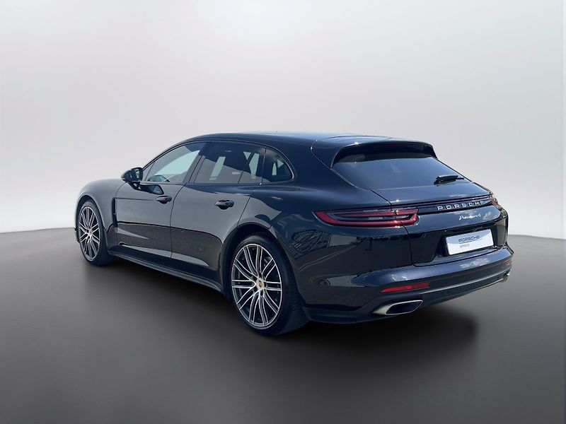 Porsche Panamera (2020) 4 SportTurismo - fotka 3 z 28