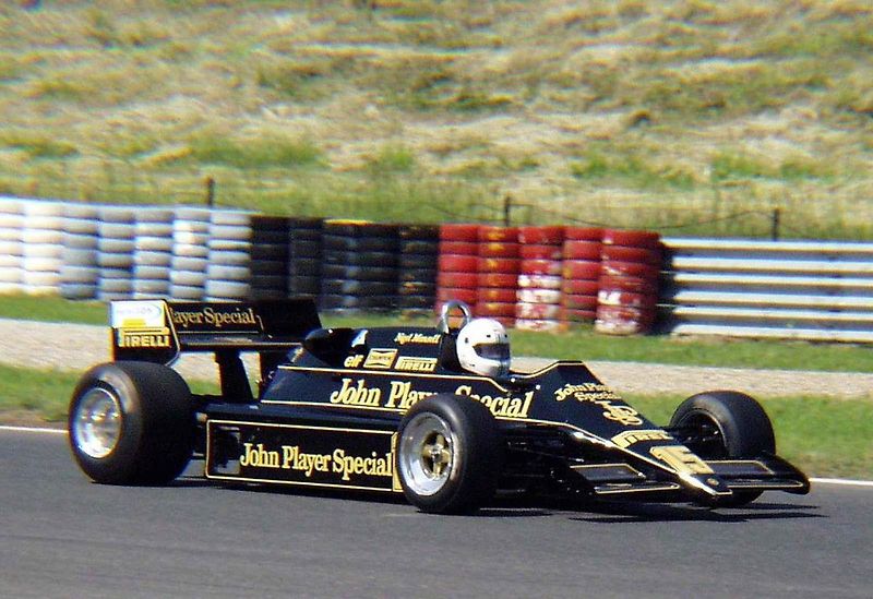 Lotus s Joaquinem Folchem za volantem.