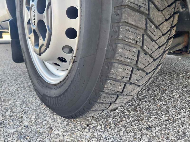 Iveco Ostatní 35S18 L4H2 Pojízdná dílna - fotka 18 z 42