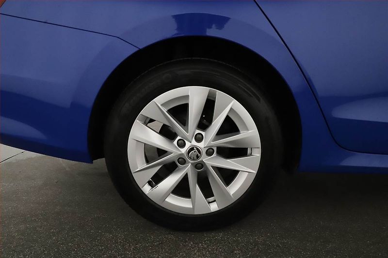 Škoda Octavia (2022) Style 2.0 TDI, Automat, ČR - fotka 18 z 18