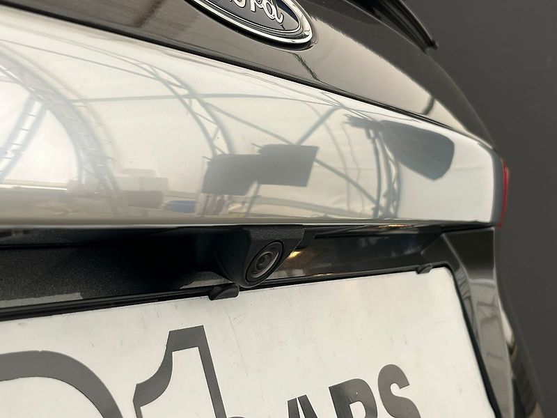 Ford S-MAX 2,5 HEV Titanium 7míst - fotka 37 z 65