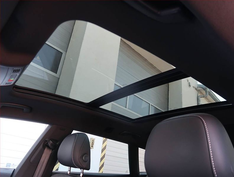 Volkswagen Arteon (2023) 2.0 TSI 4Motion - fotka 21 z 23