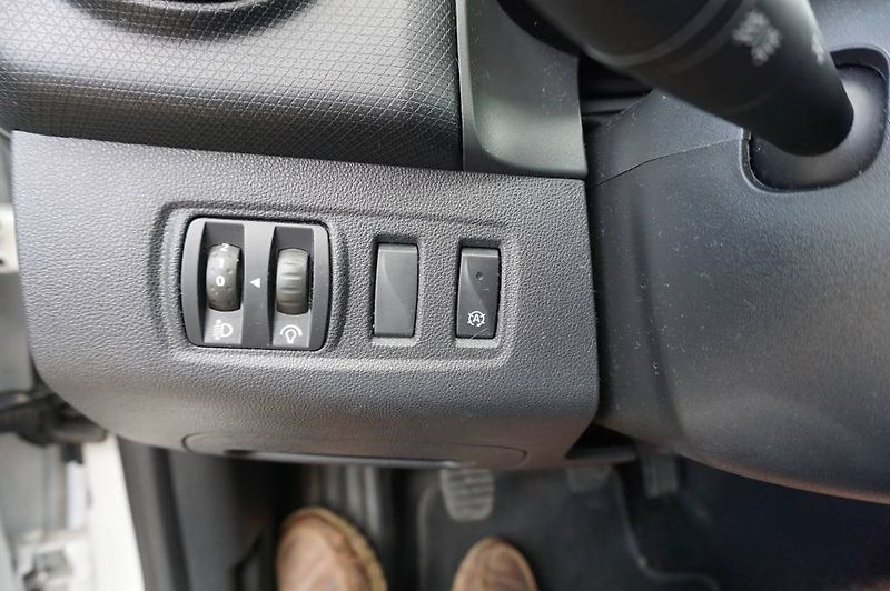 Renault Clio (2019) Limited 0,9Tce 56 kW - fotka 25 z 30