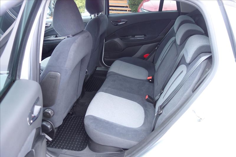 Fiat Bravo 1,6 JTD,ČR,SERVIS.KN.,EMOTION. - fotka 14 z 35