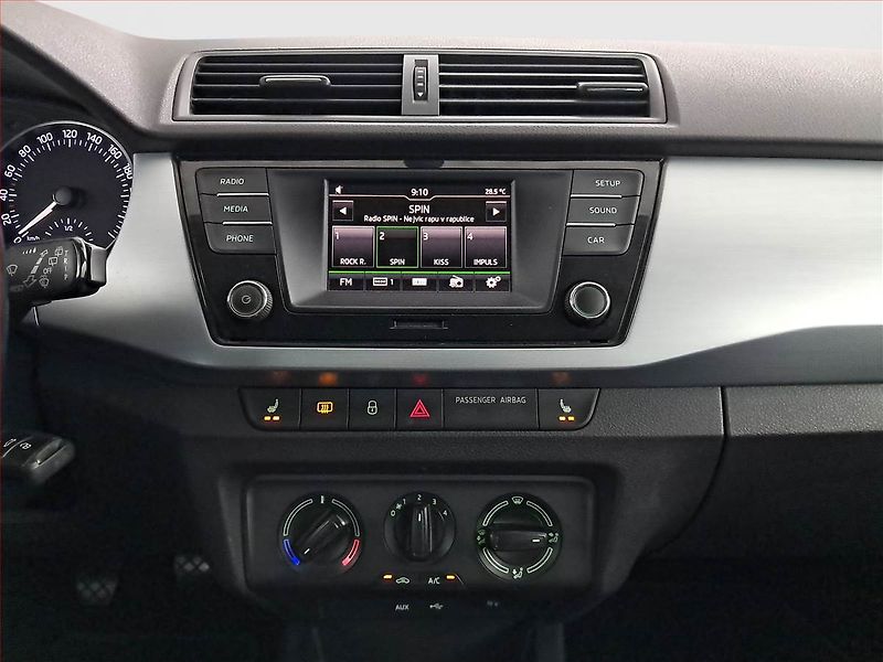 Škoda Fabia (2018) Ambition 1.0 TSI, Tempomat - fotka 12 z 15