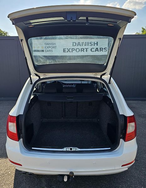 Škoda Superb 1.4 TSI 92 kW,TAŽNÉ,SERVISKA - fotka 37 z 50