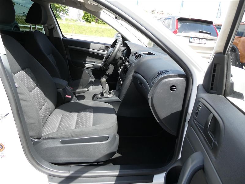 Škoda Octavia 1,2 TSi 77kW motor 110tKm,2xko - fotka 21 z 42