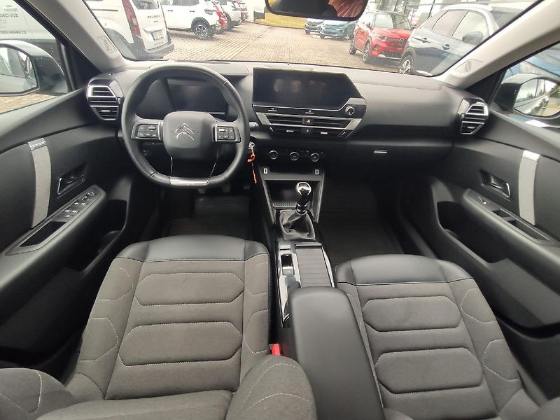 Citroën C4 (2021) C4 FEEL 1.2 130k MAN6 navigace - fotka 2 z 36