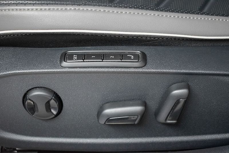 Volkswagen Arteon Shooting Brake TSI 206kW REZERVACE - fotka 19 z 50