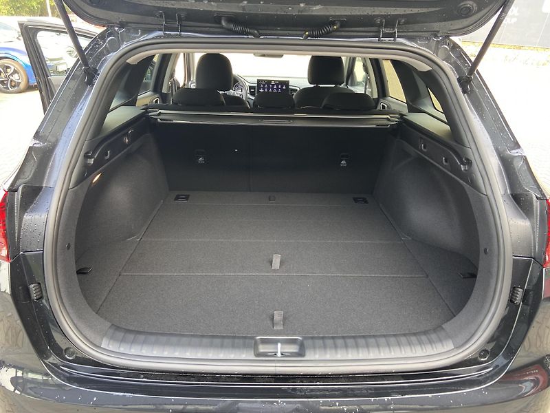 Kia Ceed SW (2025) TOP Tech+Bus 