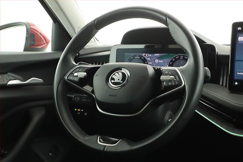 Škoda Superb (2024) Selection 1.5 TSI mHEV - fotka 8 z 21