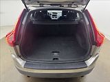 Volvo XC60 2,4 D3 4X4 AUT. VÝHŘEV LED ČR - náhled 40